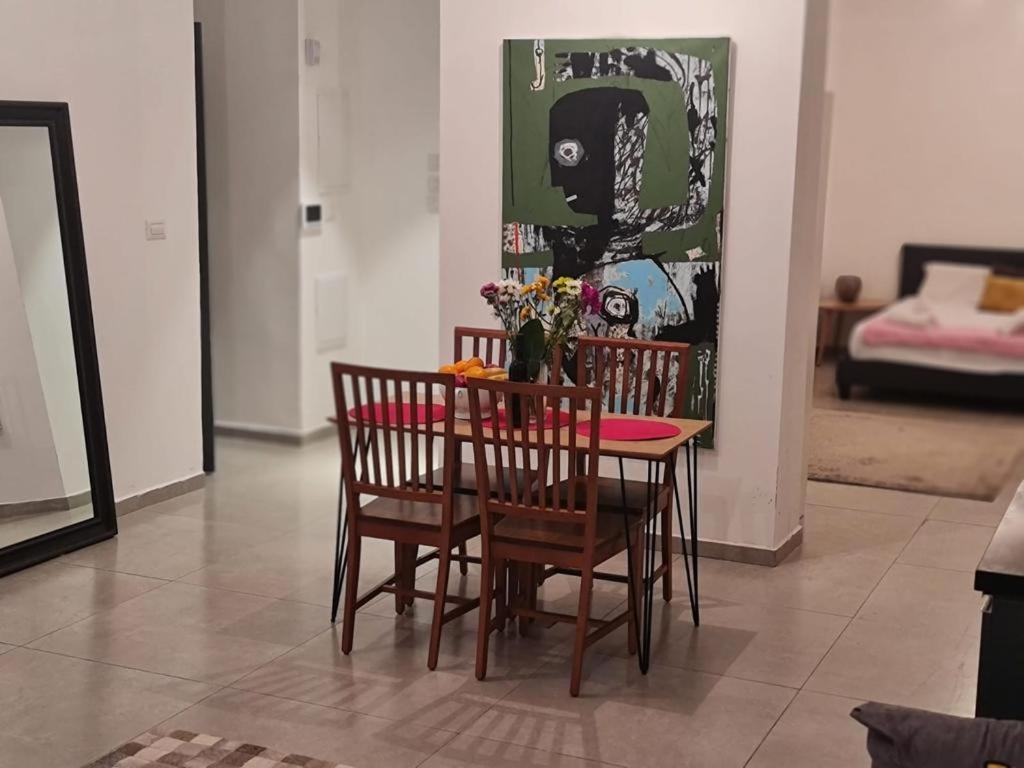 Lovely Garden Flat In Tel Aviv Daire Dış mekan fotoğraf